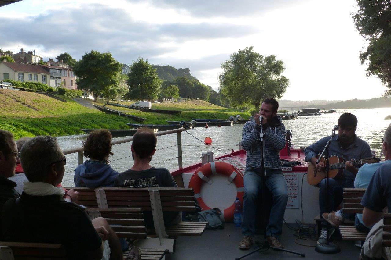 Croisière apéro-concert en Loire